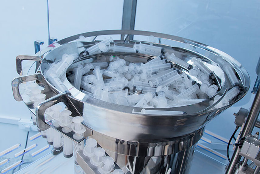 Syringe tube loading guider