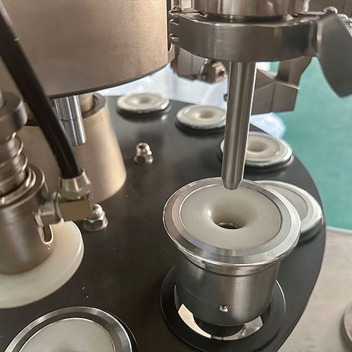 TubPro-60 soft tube filling and sealing machine