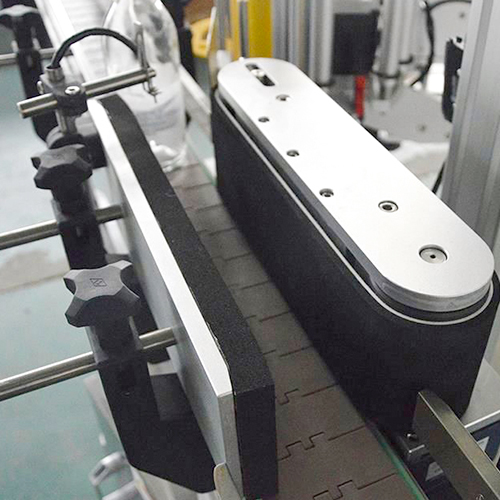 MT-200 Automatic Round Bottle  Labeling Machine