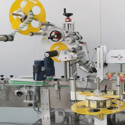 MT-130 Horizontal labeling machine